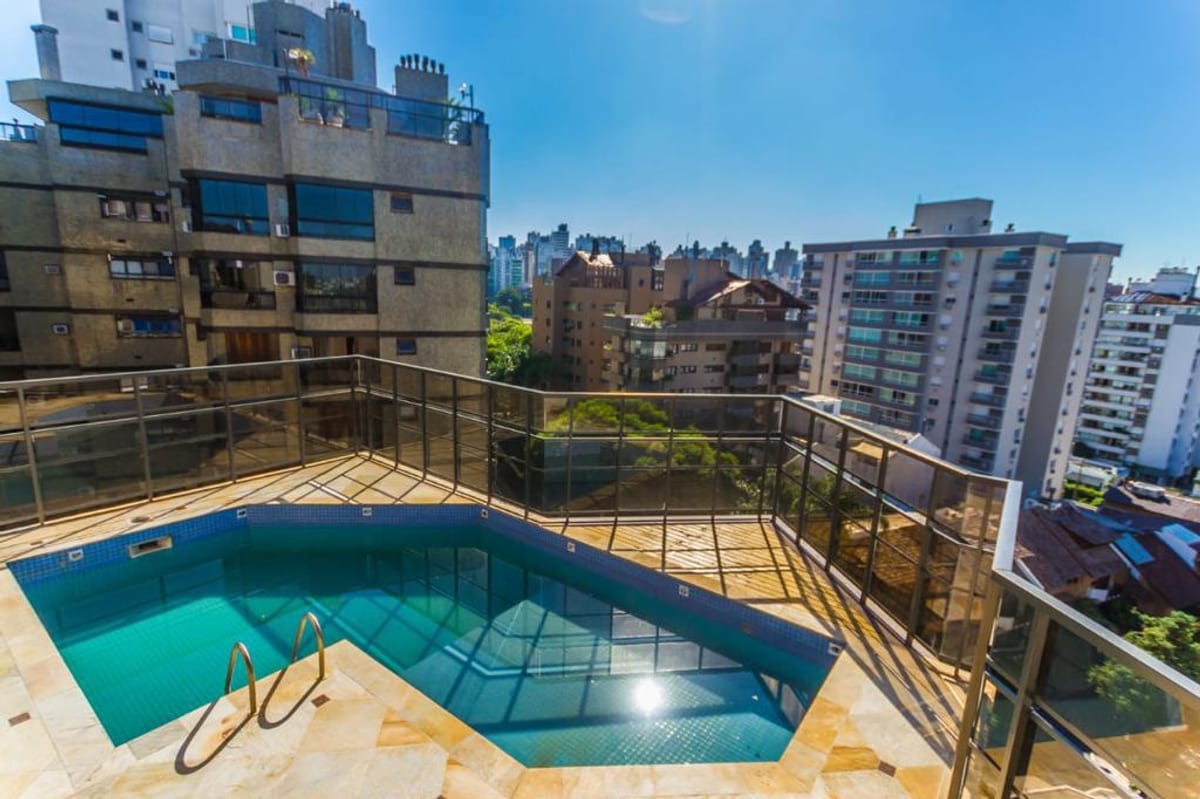 Apartamento com 519,00 m² privativos, 6 dormitórios e 6 suítes em Porto Alegre