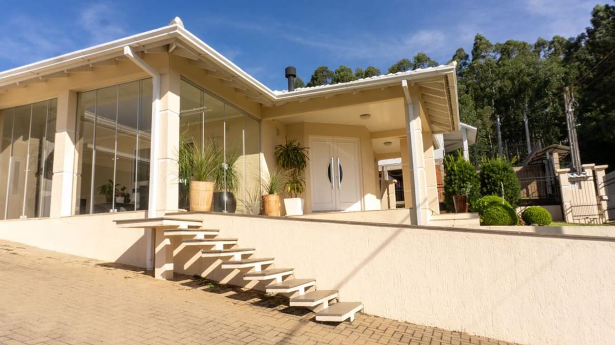 Casa com 720,00 m² de área terreno, 2 dormitórios e 1 suíte em Harmonia