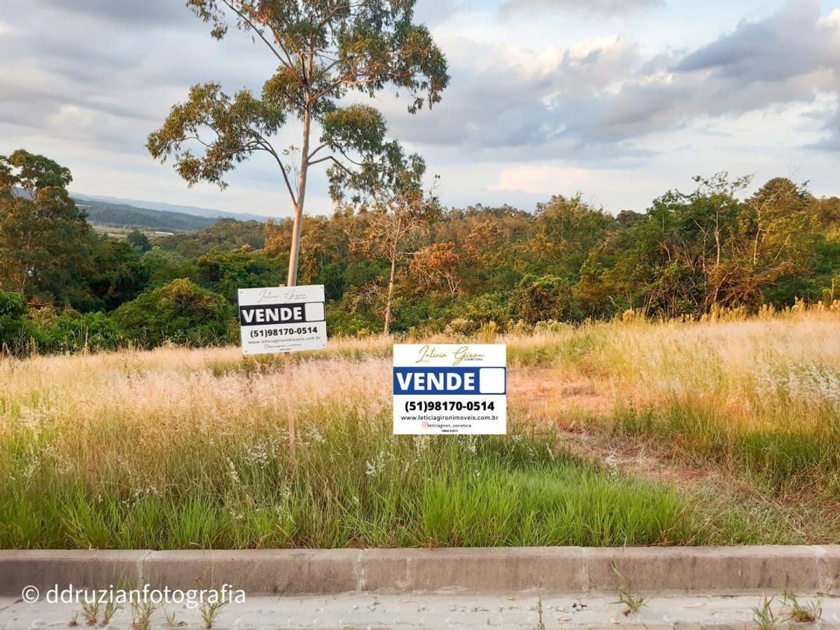 Terreno com 360,00 m² de área terreno, em Pareci Novo - Bosque da Figueira