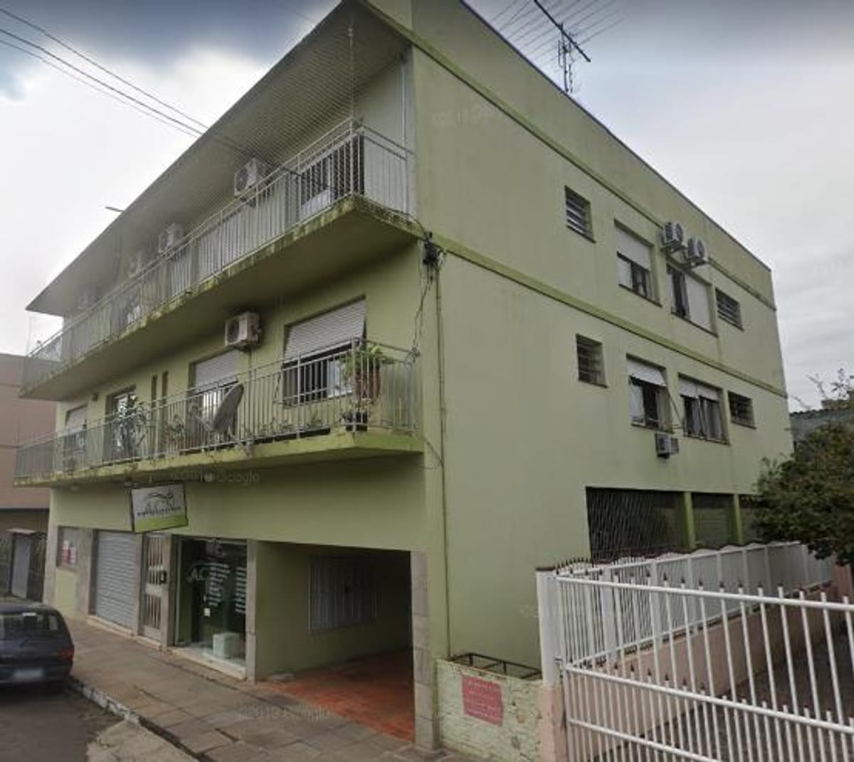 Apartamento com 119,20 m² privativos, 4 dormitórios em Montenegro
